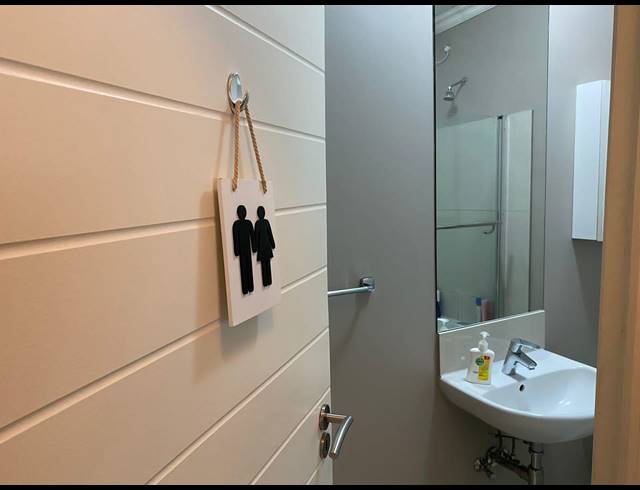 1 BEDROOM APARTMENT FOR SALE IN UMHLANGA RIDGE